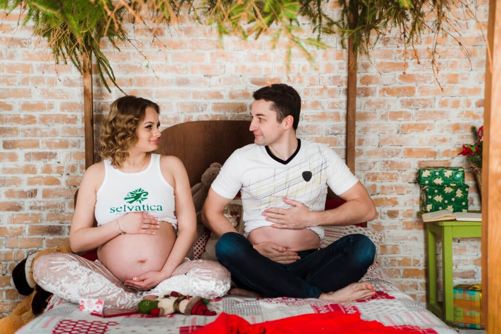Фотосессия беременной с детьми и мужем